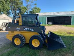 2014 John Deere 318E Skid loader, Cab, A/C, Heater, ONLY 30 Hours!!!