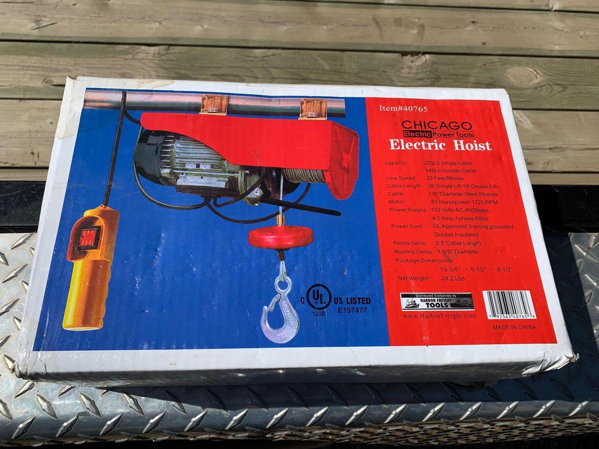 Chicago Electric Power Cable Hoist [NIB]