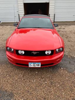 2005 Mustang Convertible Fire Engine Red Only 22064 Miles!!!!