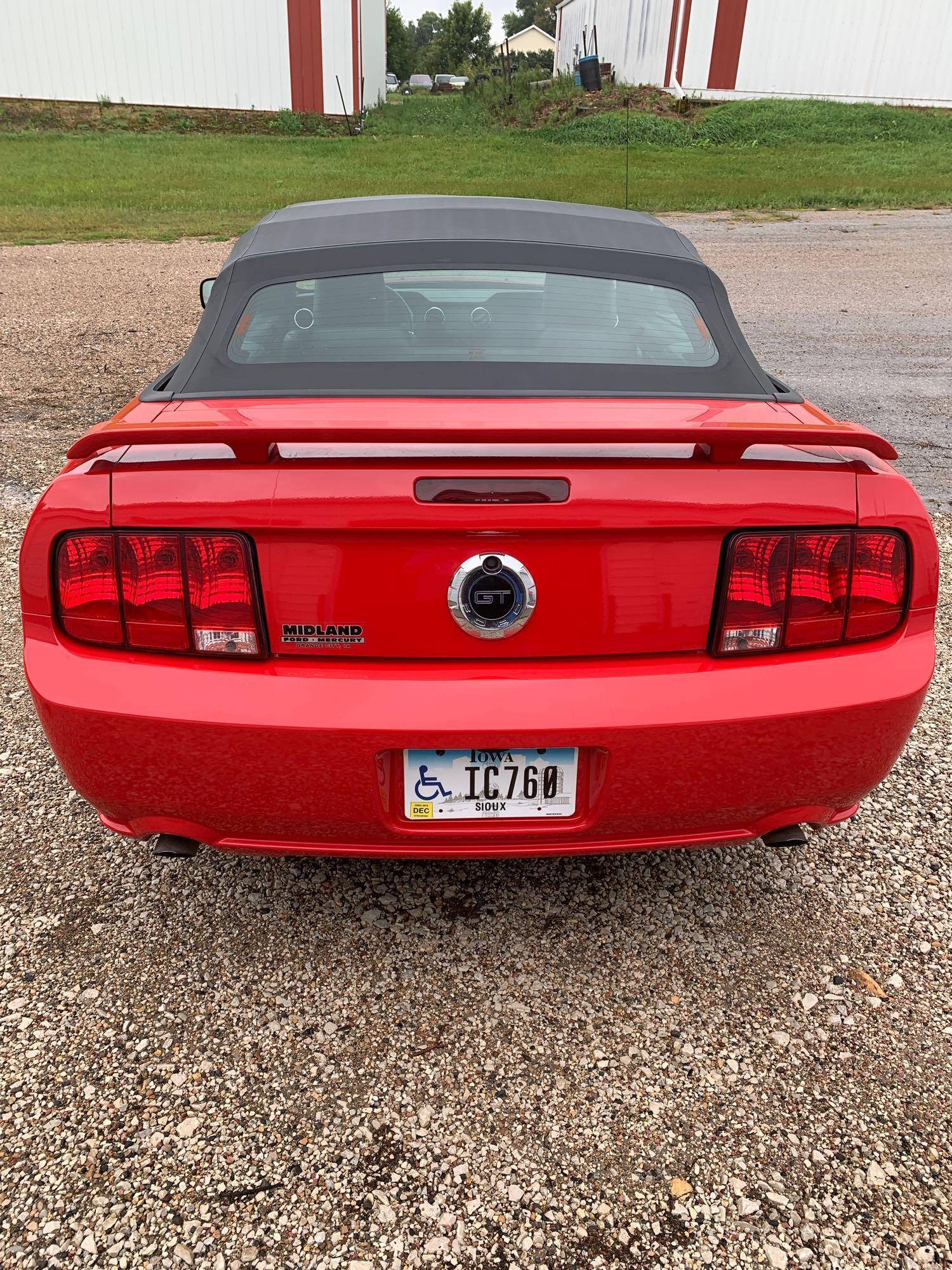 2005 Mustang Convertible Fire Engine Red Only 22064 Miles!!!!