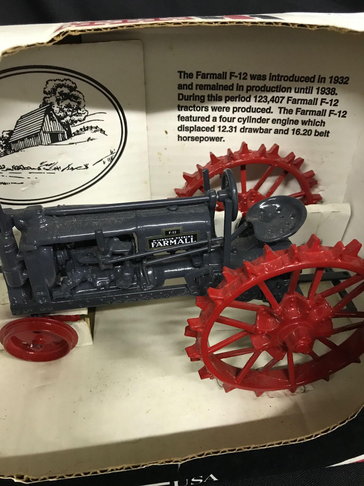 Farmall "F-12" Gray Country Classic