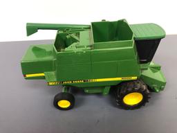 John Deere "9500" Self Propelled Combine