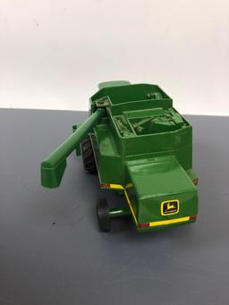 John Deere "9500" Self Propelled Combine