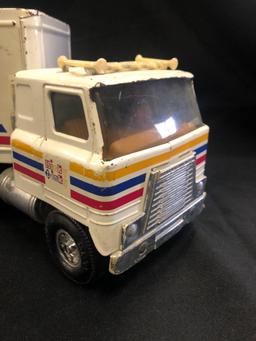 Ertl Hinky Dinky Semi Truck