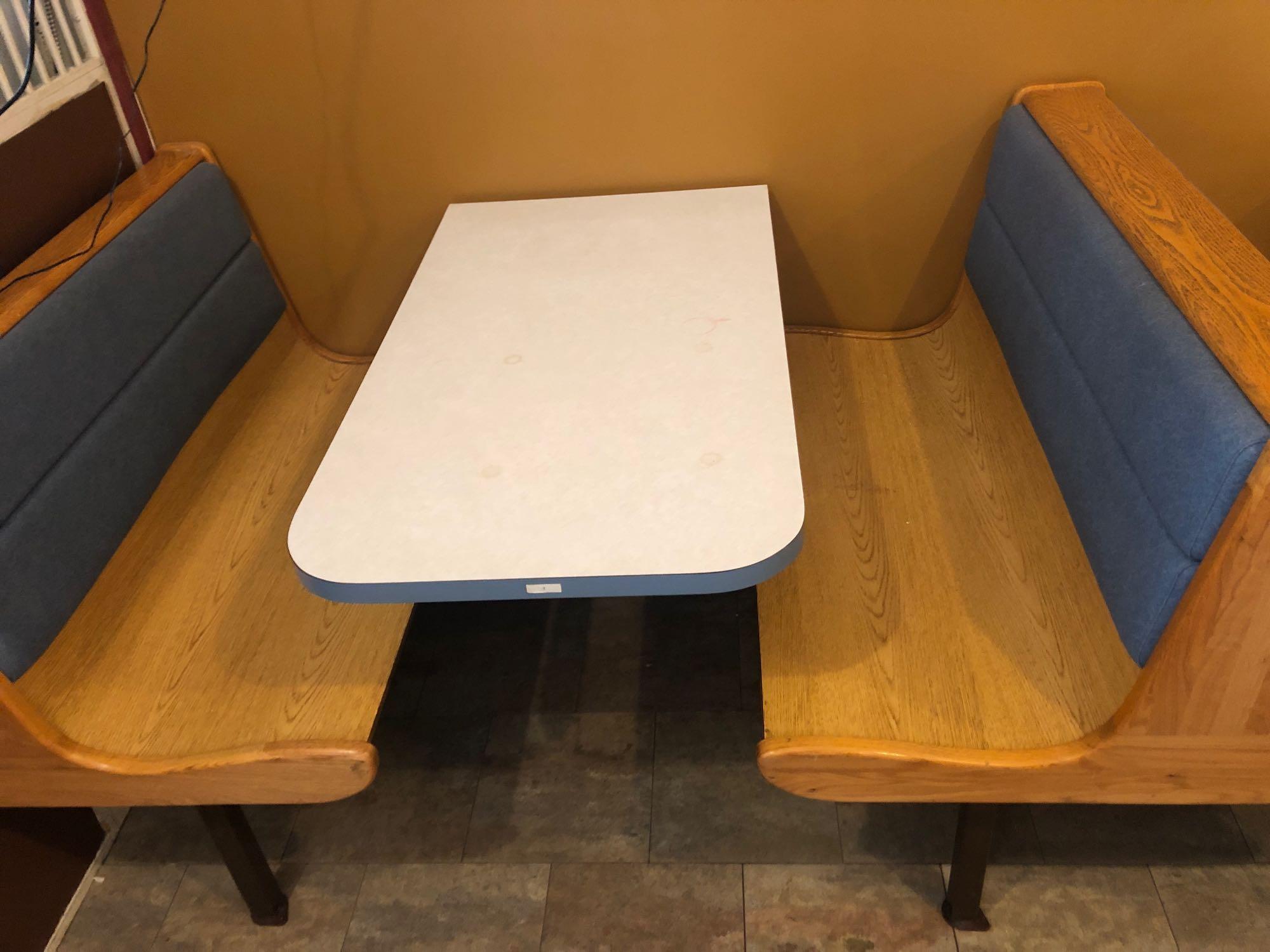 20 seat cap. restaurant booths incl. (4) back/back booths and (2) 1 sided end booths. Wood seats