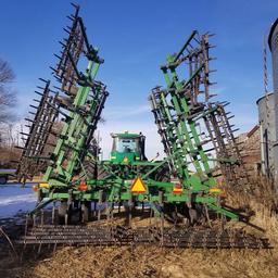 2007 John Deere 726 40? Mulch Finisher