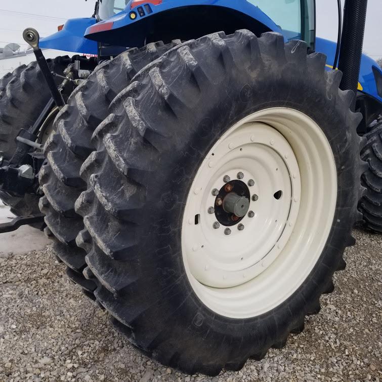 2008 New Holland T7040 MFD Tractor