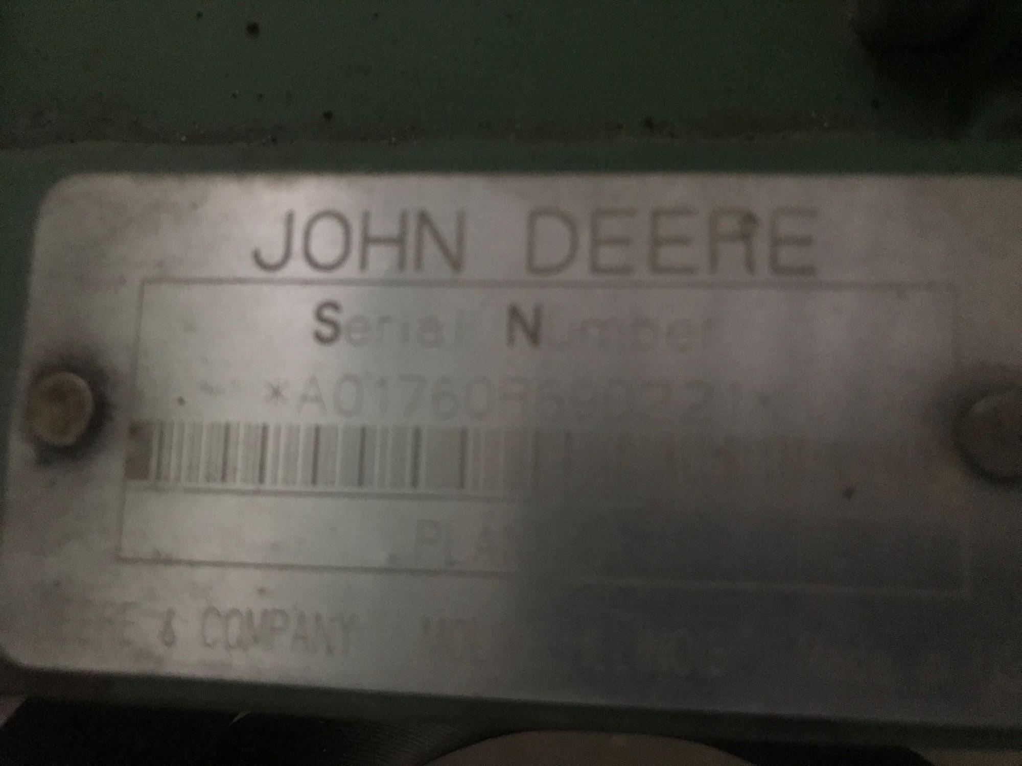 John Deere 1760 12RN Planter