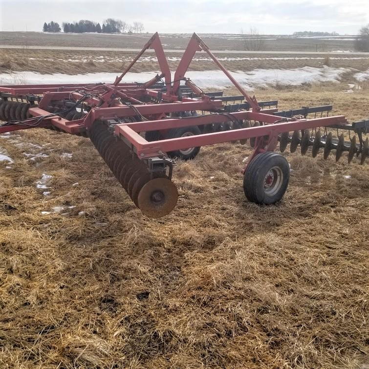 CASEIH 496 TANDEM DISK 25' HYD FOLD 7 1/2" SPACING