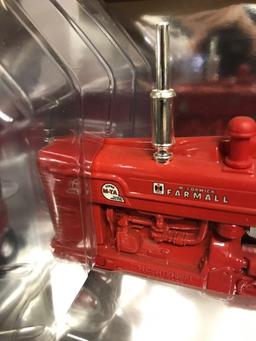 Farmall Super M-TA Tractor 1/16th -NIB