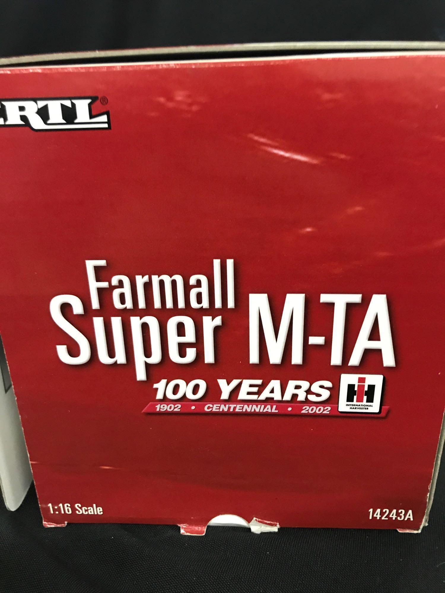 Farmall Super M-TA Tractor 1/16th -NIB