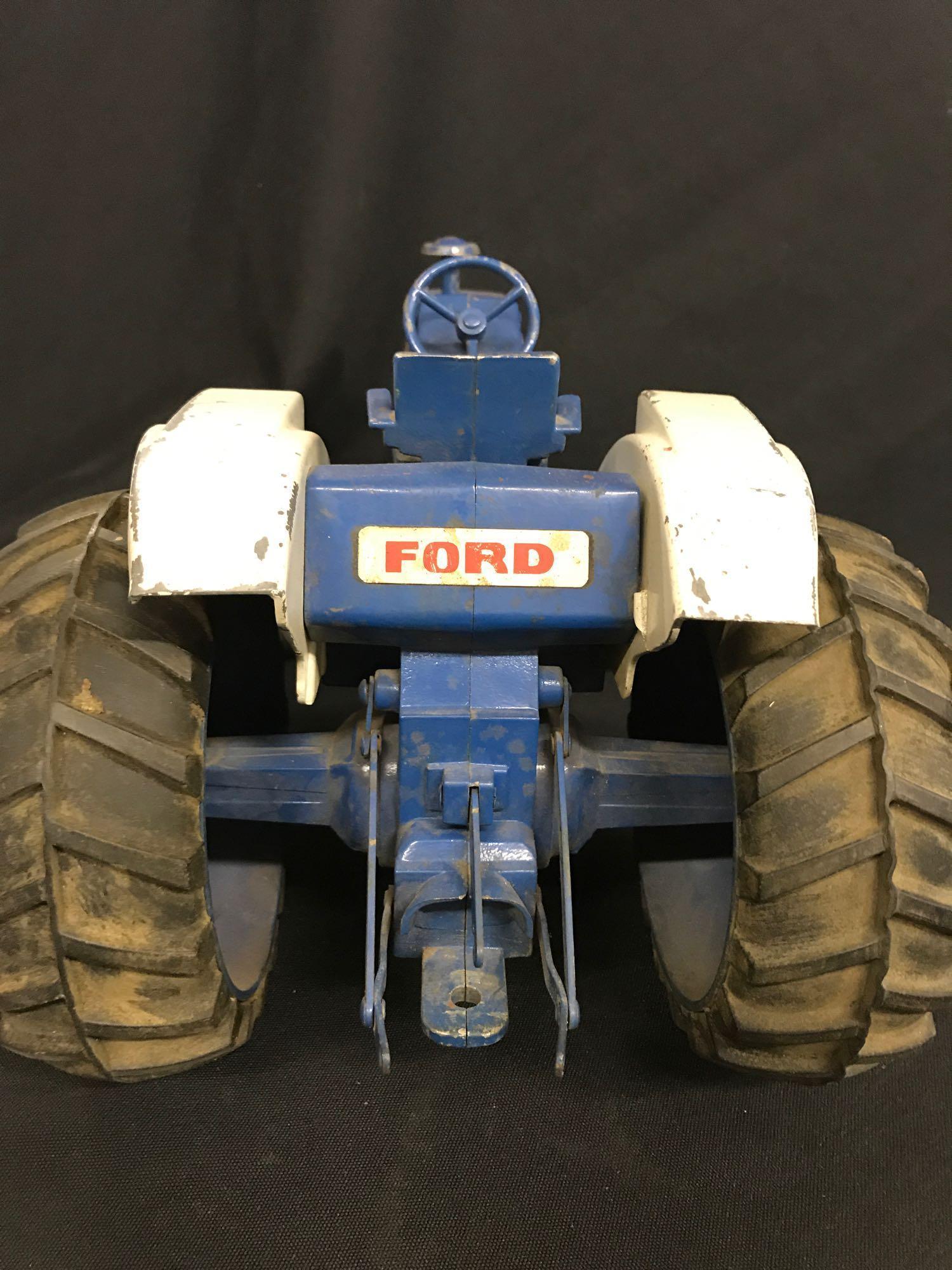 Ford 8000 Tractor