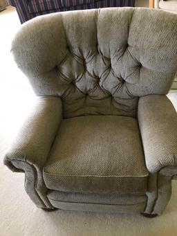La-Z-Boy Classics Oak footed occasional chair with Ottoman (26" X 32"). NO SHIPPING!