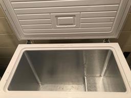 Crosley chest freezer, 22'' D x 37.5'' W x 33'' H - Nice Condition - No Shipping!