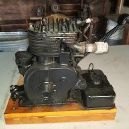 Sears Roebuck Briggs & Stratton "Y" Gas Engine