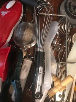 Large Assortment of Kitchen Utensils