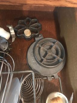 Large Assortment of Kitchen Utensils