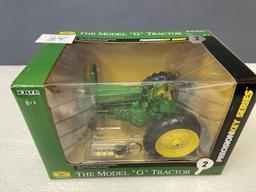 NIB Ertl 1/16th scale, Precision Key series JD Model "G" tractor - Very Nice!