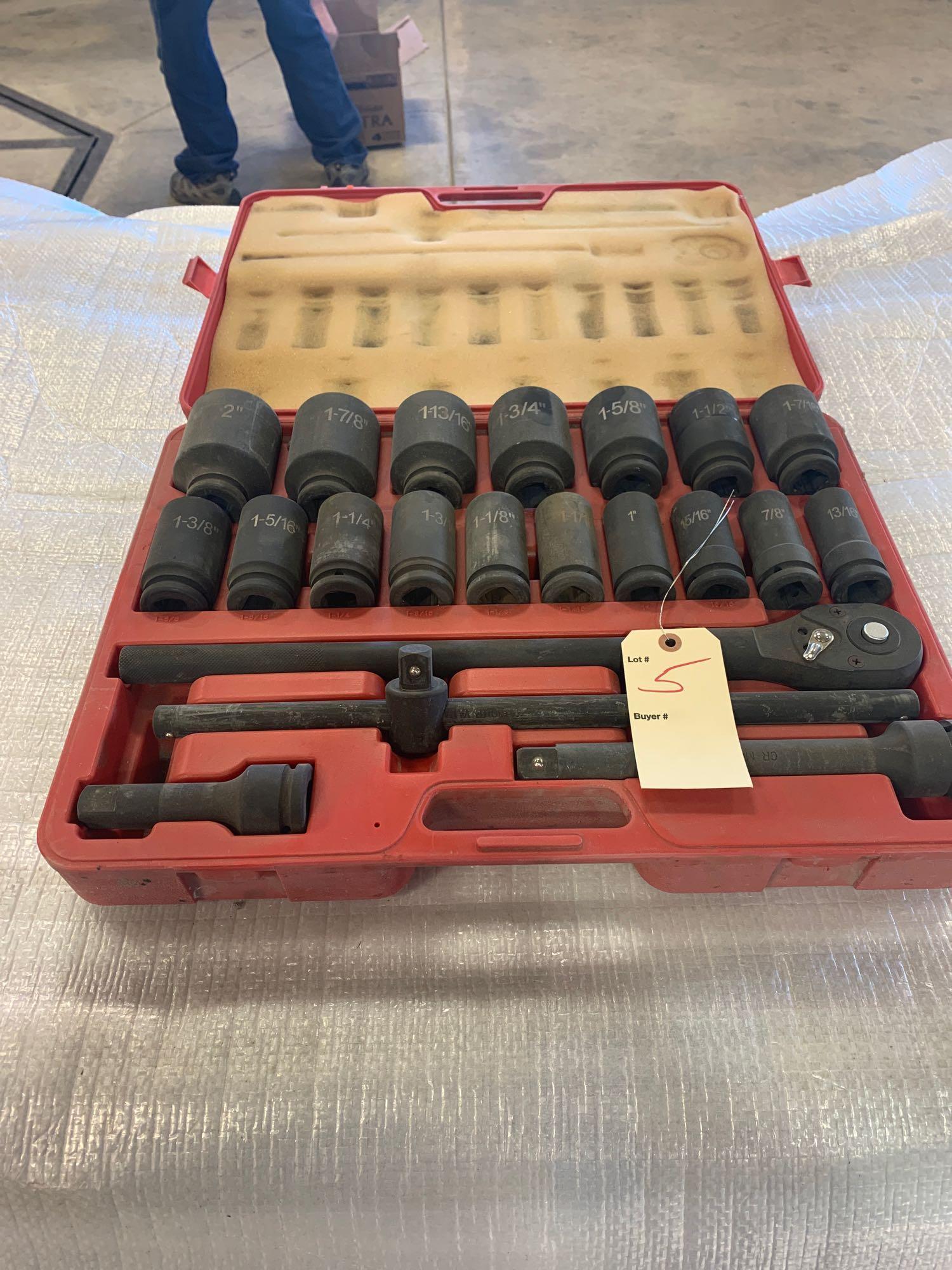 Advanced tool design 3/4'' socket set, from 3/16 up to 2 inch with ratchet, extensions and breaker