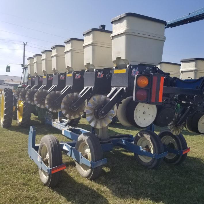 Kinze 3500 8/15 Planter