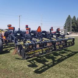 C-IH 530C 5x30 Disc Ripper with Summers Rolling Basket