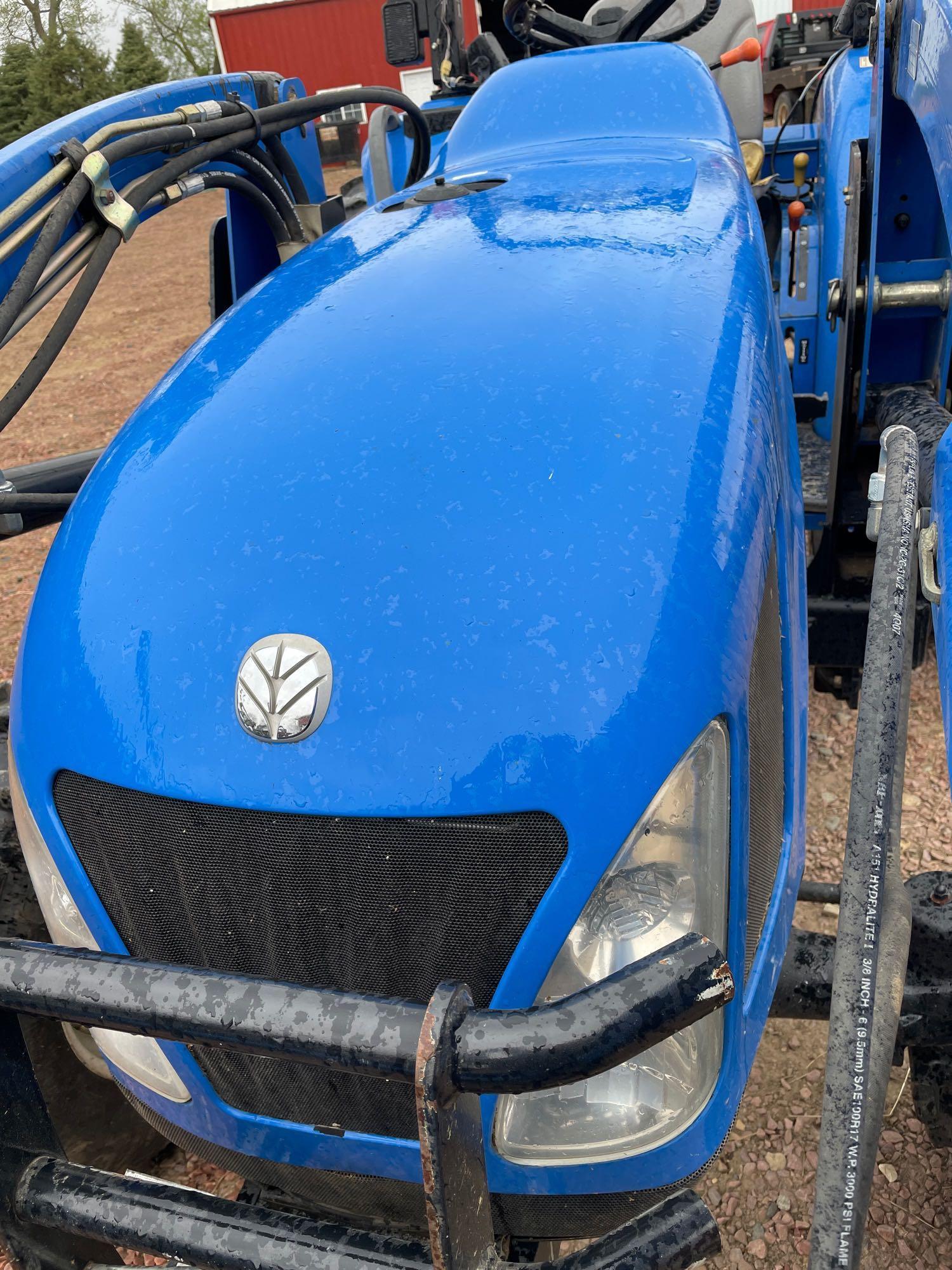 NEW HOLLAND BOOMER 4060 TRACTOR and 270TL LOADER