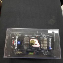 Revell, 1/24 scale, Dale Earnhardt NASCAR, New in Case