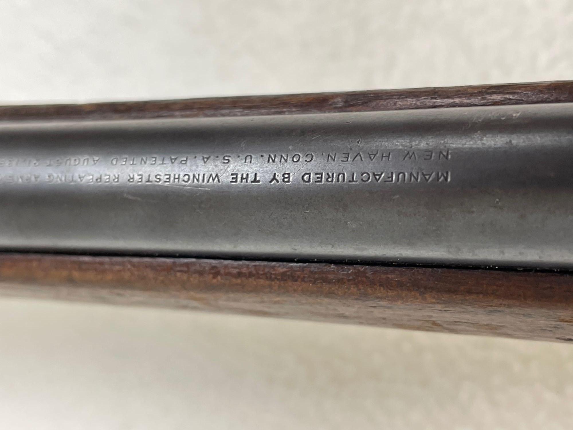 Winchester model 1894, 32-40 caliber. Year 1905, rare caliber, saddle ring carbine. SN: 326647 Year