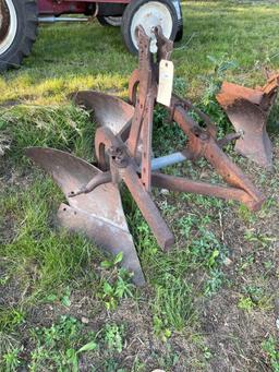 2 BOTTOM MOLDBOARD PLOW, 3 POINT