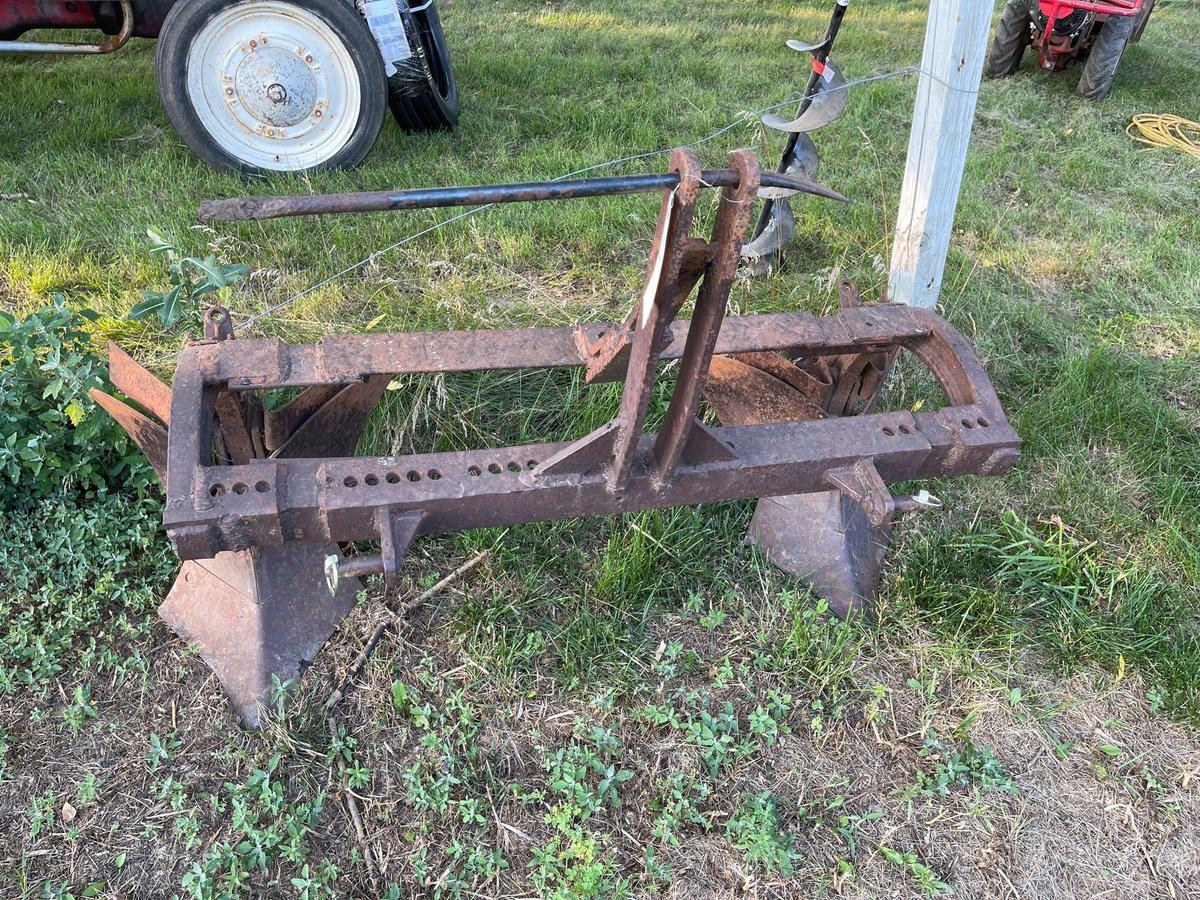 FORD LISTER/HILLER PLOW, 3 POINT, 2 BOTTOM