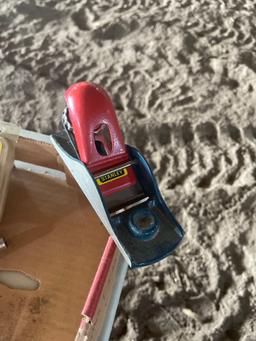 STANLEY WOOD BLOCK PLANE, GRINDING DISCS, HITCH BALL