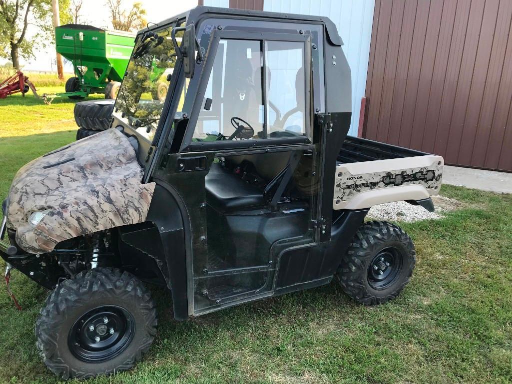 2011 Honda 700B Big Red 4x4 UTV, only 355 miles!