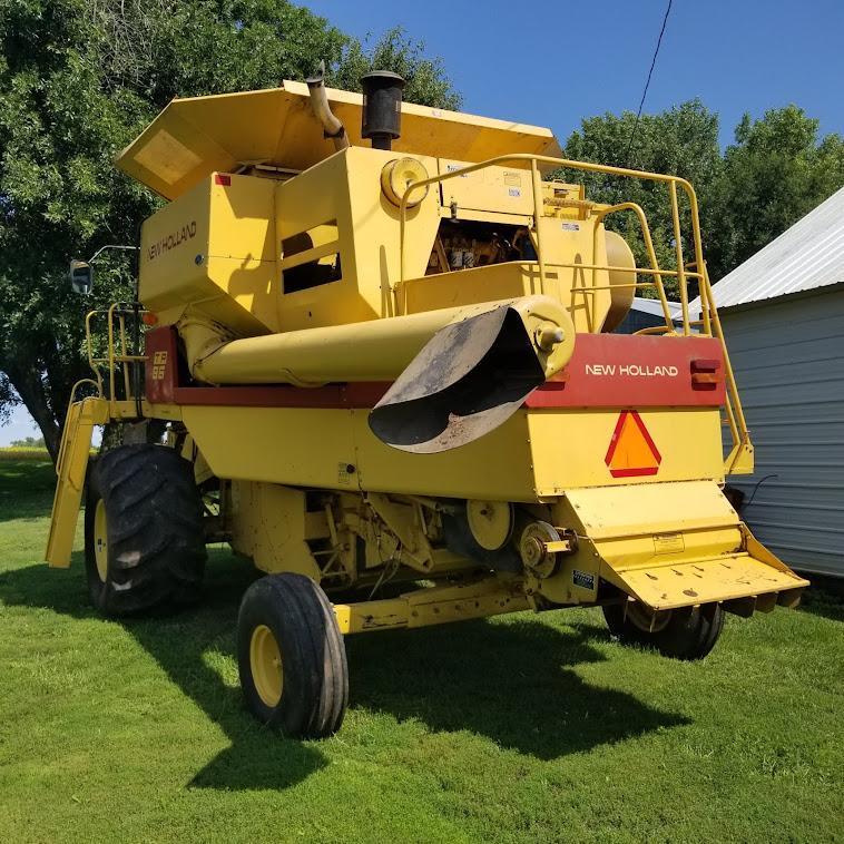 1991 NEW HOLLAND "TR86" COMBINE 2wd, HYDRO