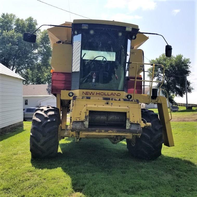 1991 NEW HOLLAND "TR86" COMBINE 2wd, HYDRO