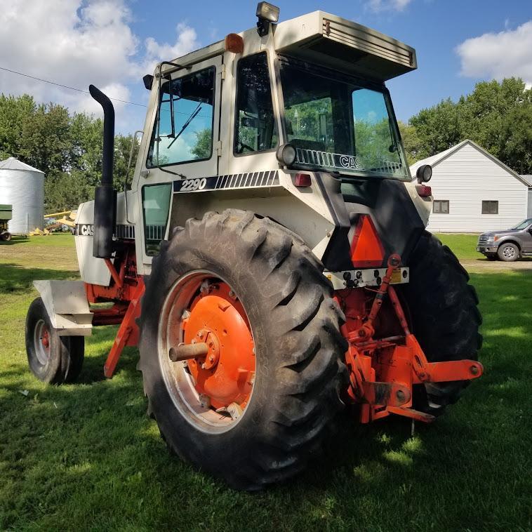 1978 CASE "2290" 2wd TRACTOR