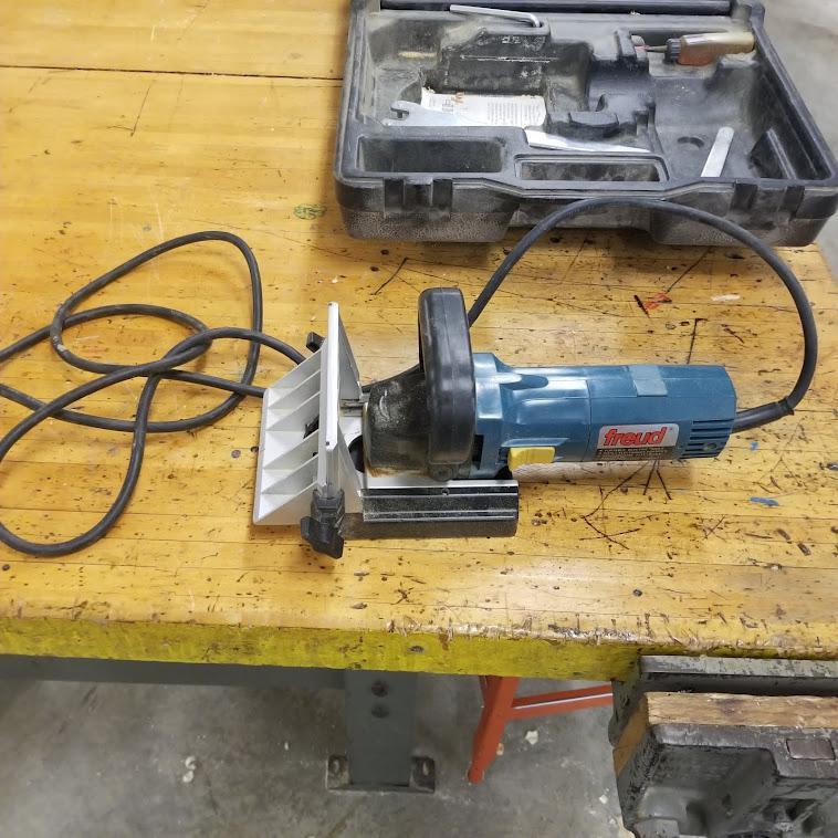 FRUED 4" JOINER MACHINE