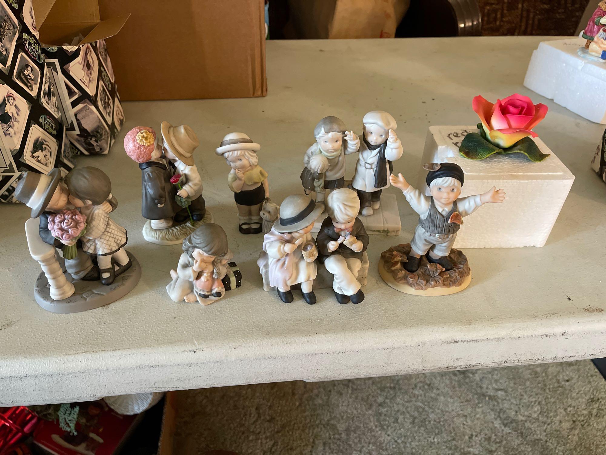 Enesco Co. figurines. Shipping.