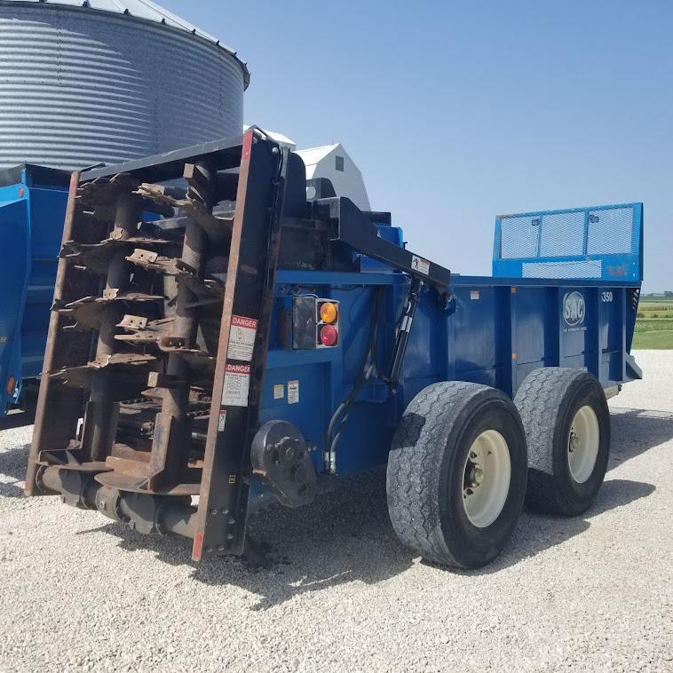 SIOUX AUTOMATION CENTER "5350" BOX MANURE SPREADER