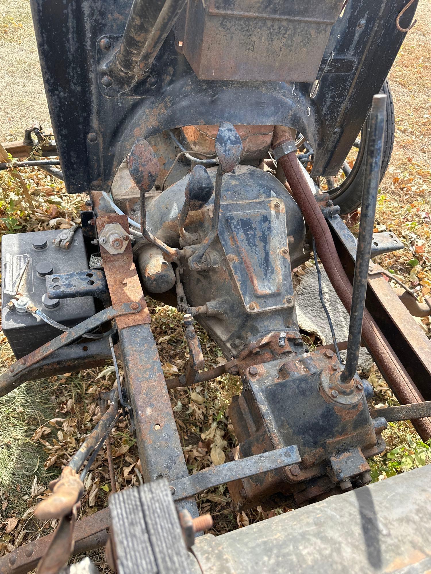 1920's truck with flatbed, wood spoke wheels, not title and non runner