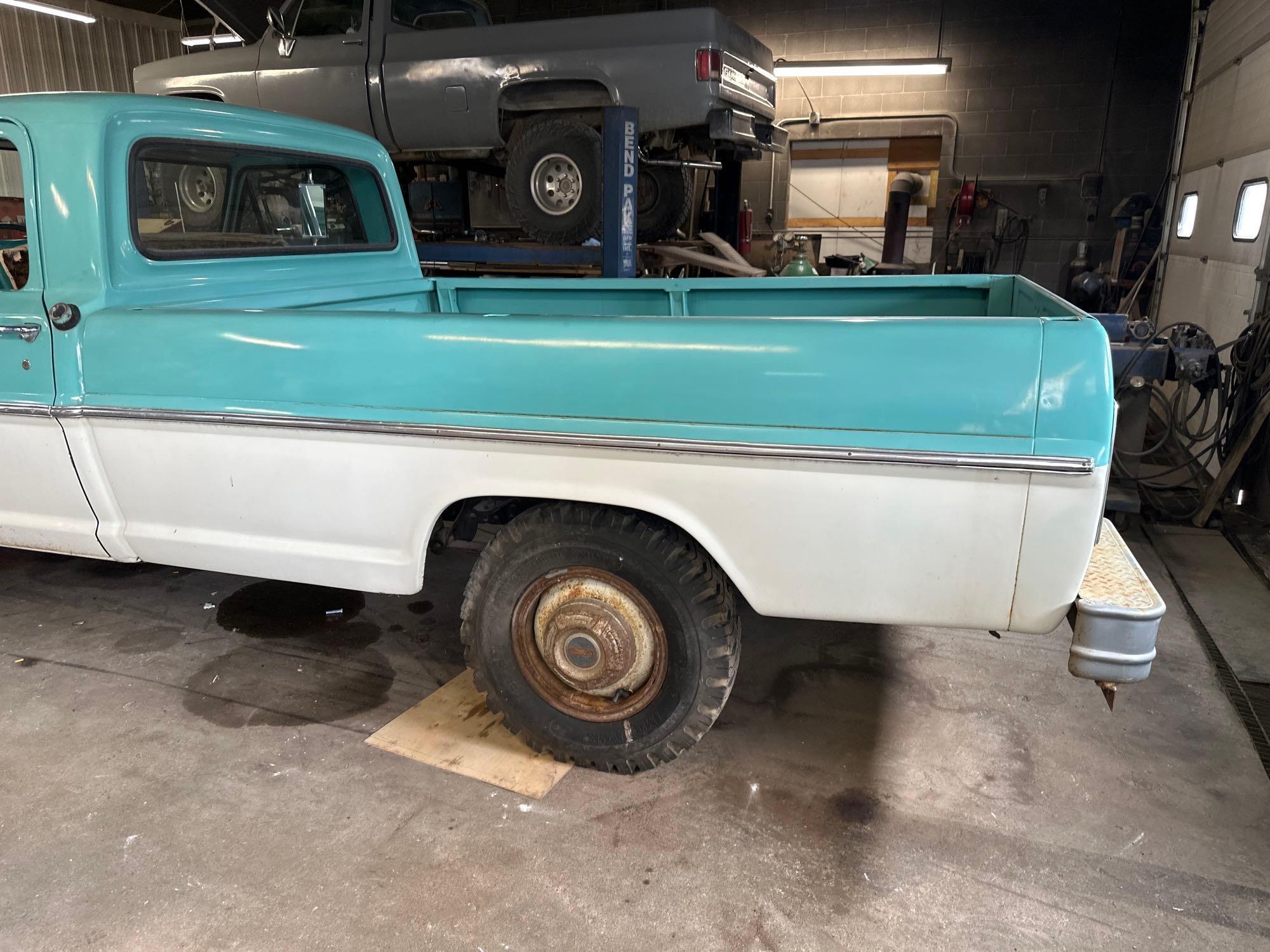 1967 FORD F250 PICKUP, 67,927 MILES