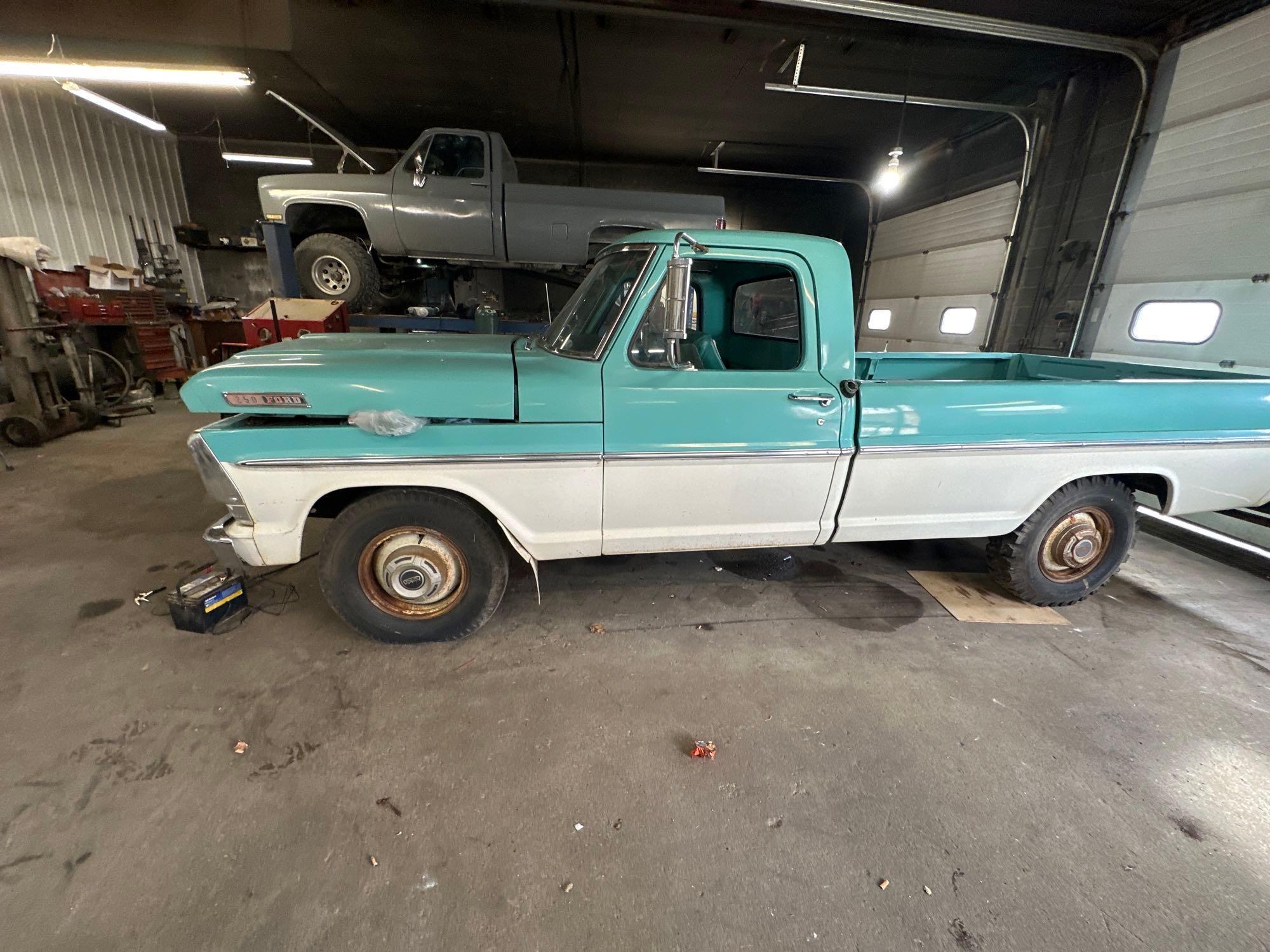 1967 FORD F250 PICKUP, 67,927 MILES