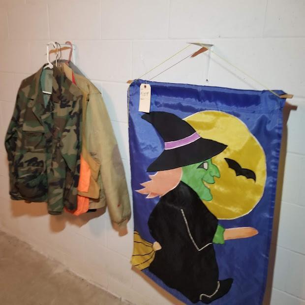 HUNTING CLOTHES and HALLOWEEN FLAG