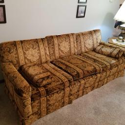 3 CUSHION LAINE COUCH