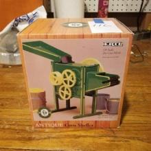 ERTL MANUAL CORN SHELLER