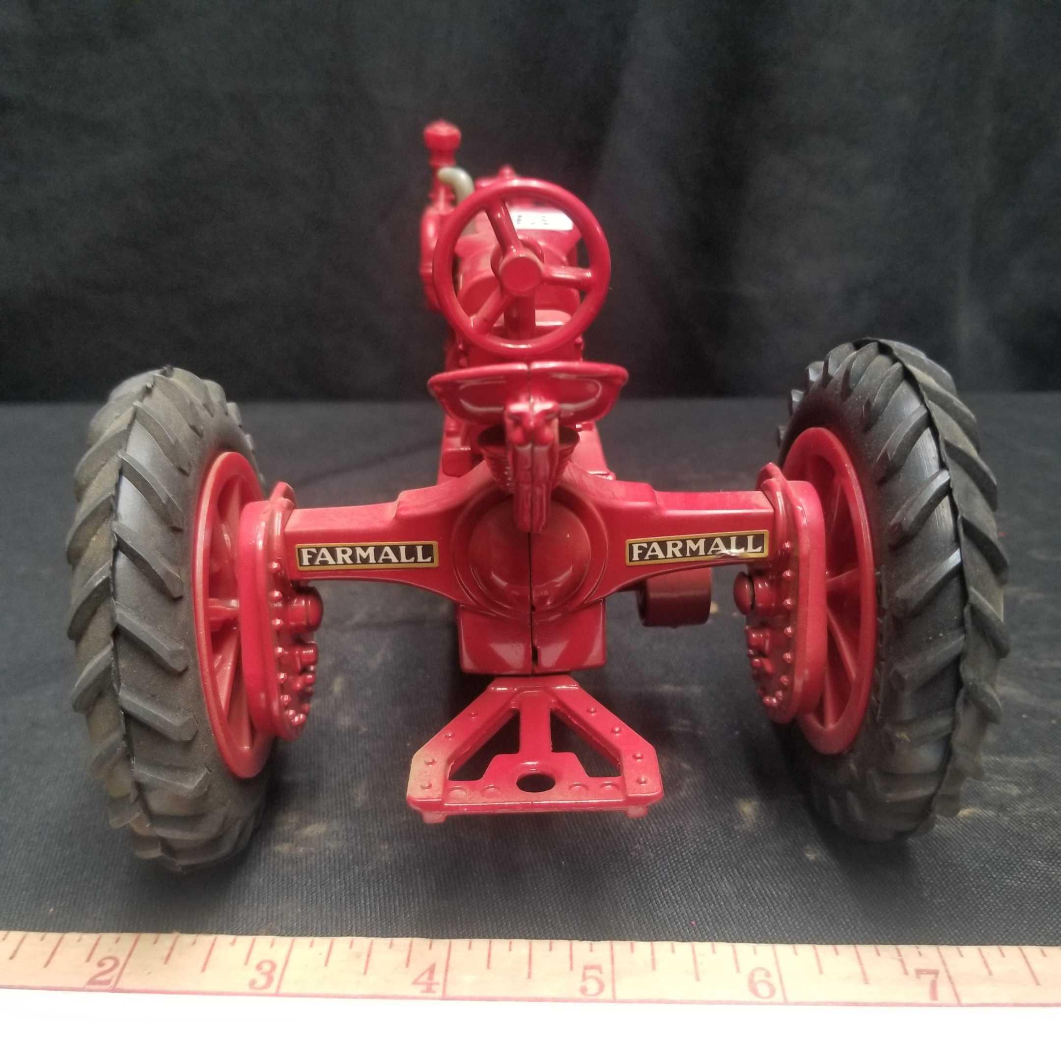 FARMALL "F-20" TRACTOR, NARROW FRONT, RUBBER