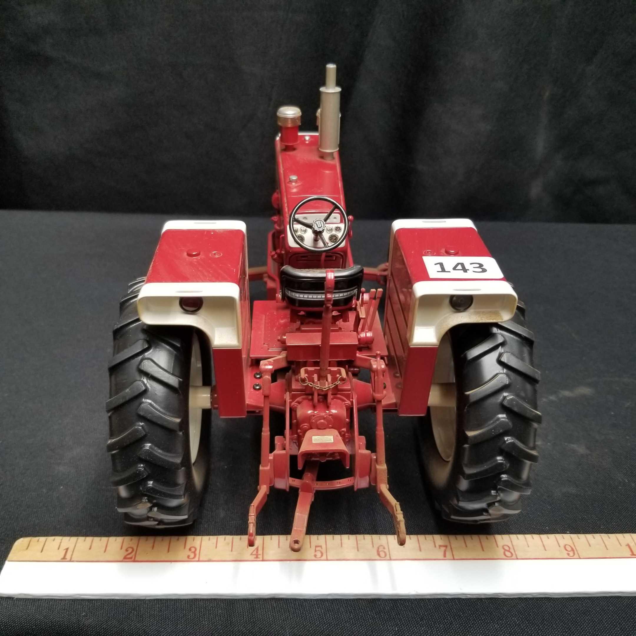 COCKSHUTT "1950" TRACTOR, RED, OPEN STATION, 2WD WIDE FRONT, 3 POINT