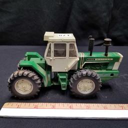 1/32nd Scale OLIVER "2655" TRACTOR 4WD SINGLES BARE BACK