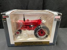 1/16th Scale Spec Cast Highly Detailed IH 400 Gas Tractor, NF w/Firestone Tires - NIB