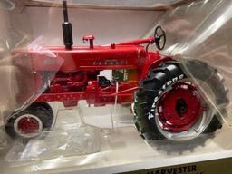 1/16th Scale Spec Cast Highly Detailed IH 400 Gas Tractor, NF w/Firestone Tires - NIB