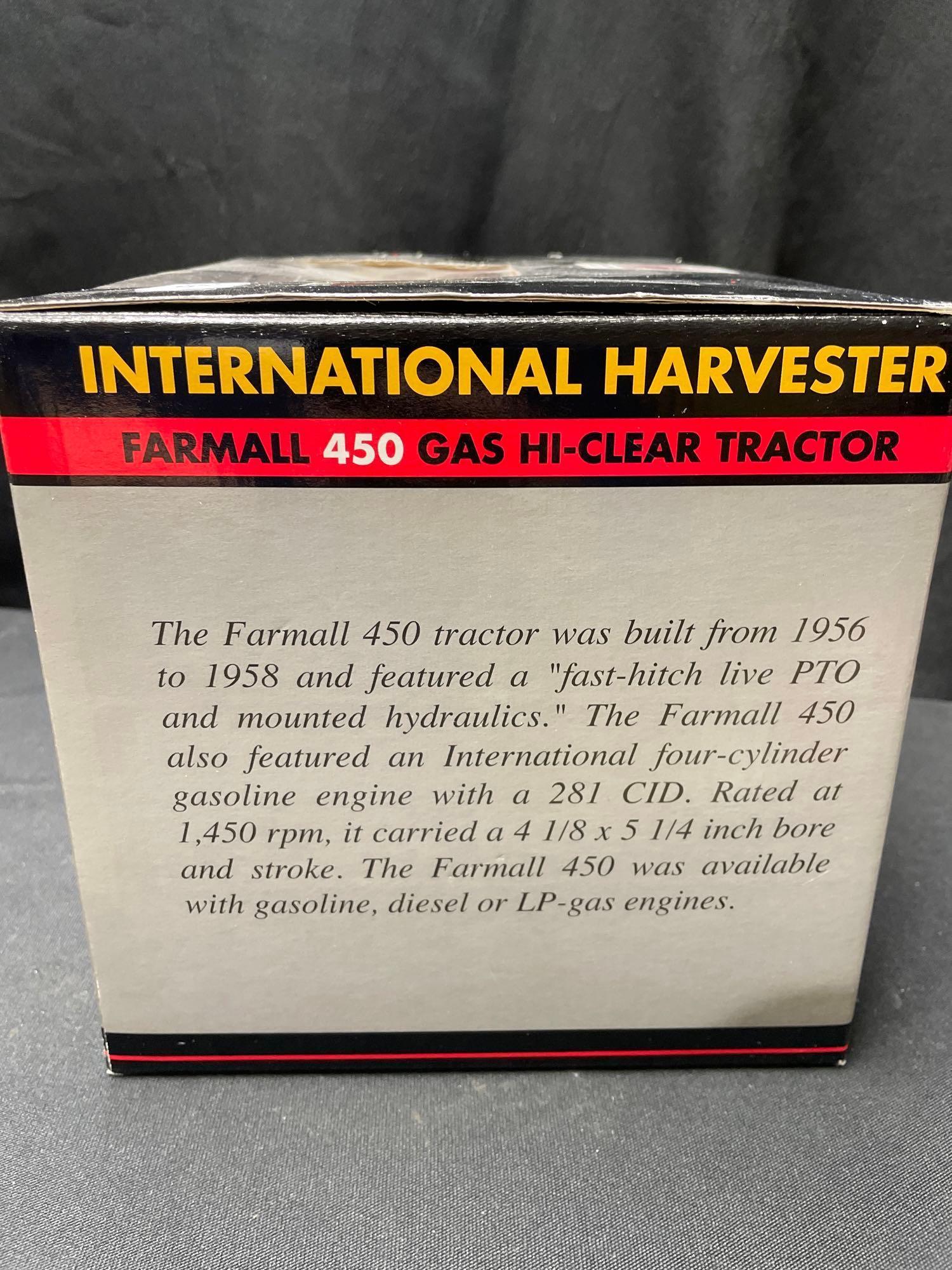 1/16th Scale Spec Cast Classic Series IH Farmall Hi-Clear 450 Gas Tractor - NIB